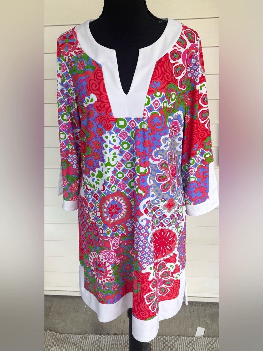 Jude Connally Pink Red Floral Split-Neck Tunic